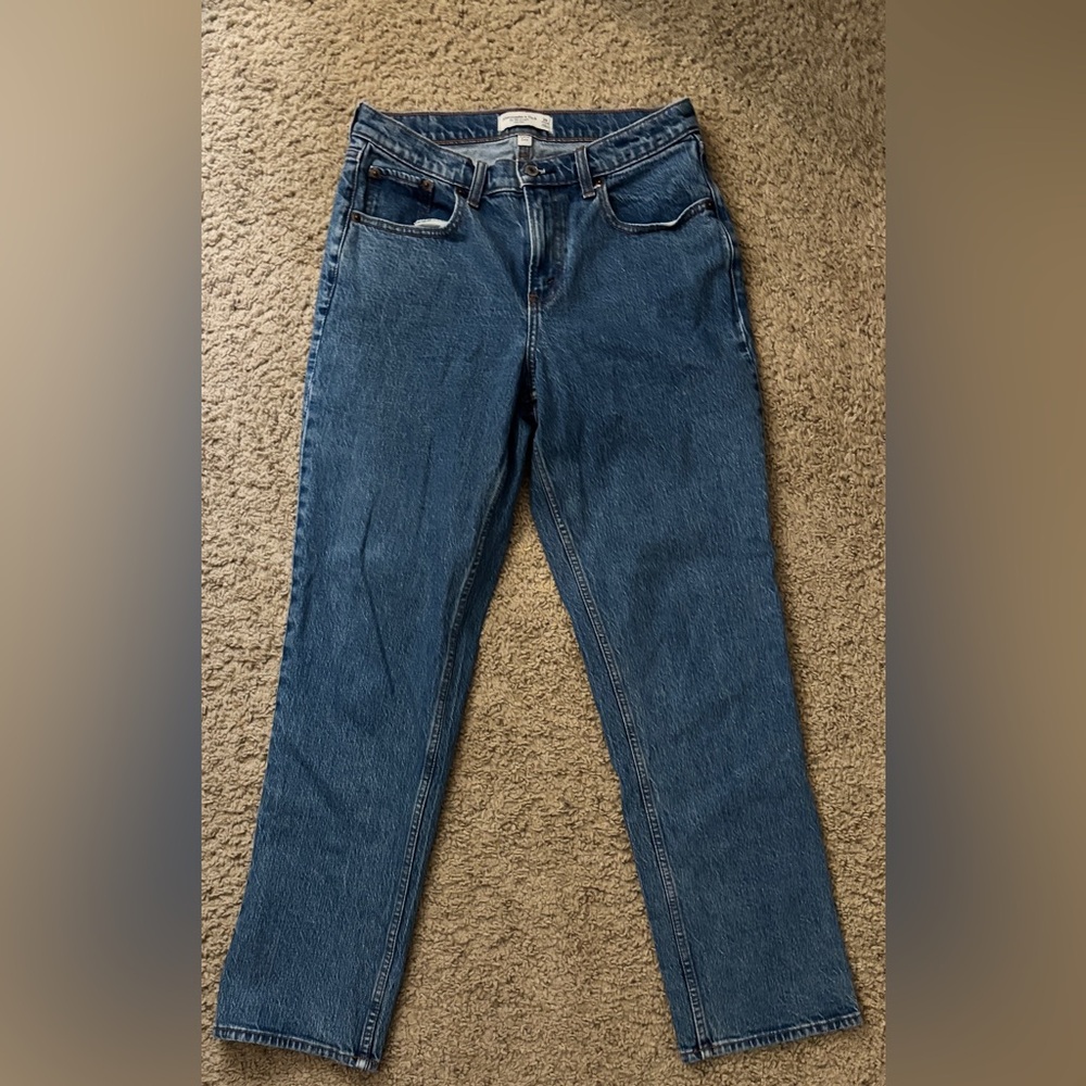 Abercrombie & Fitch The 90s Straight Mid Rise Curve Love Jeans